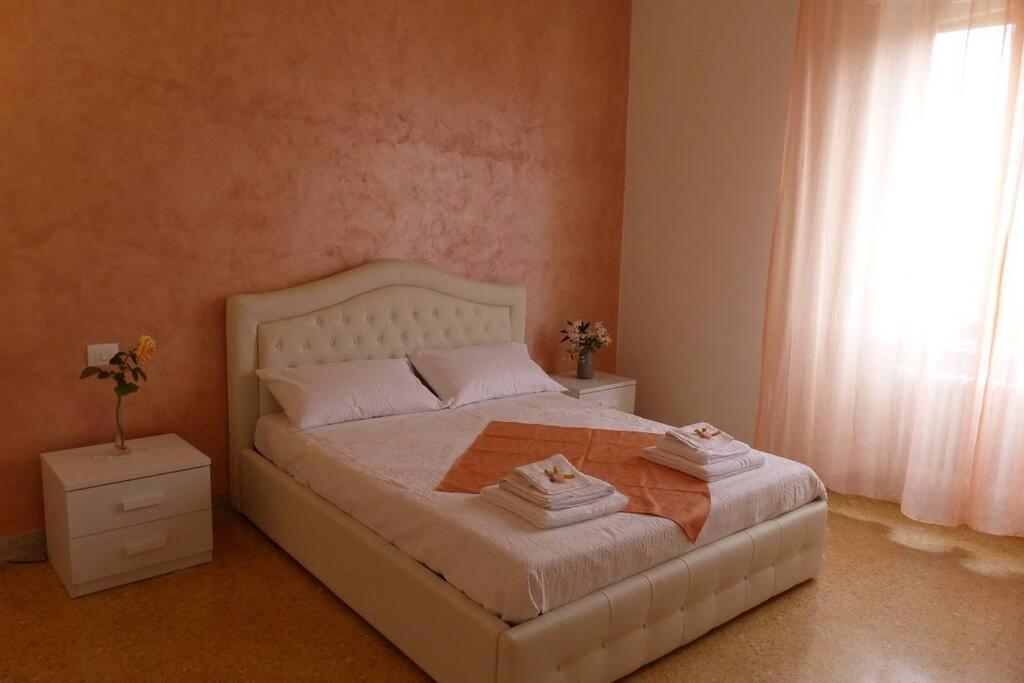 Casagiorgio A Due Passi Dal Centro Storico Appartement Florence Buitenkant foto