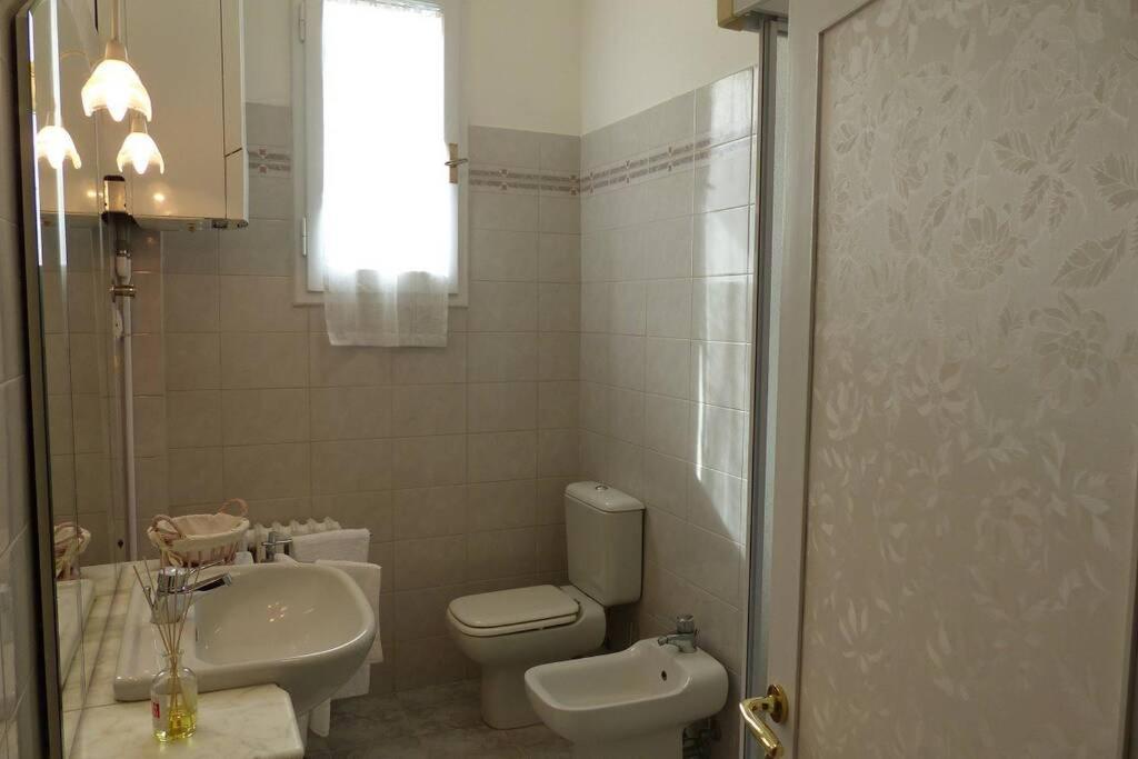 Casagiorgio A Due Passi Dal Centro Storico Appartement Florence Buitenkant foto