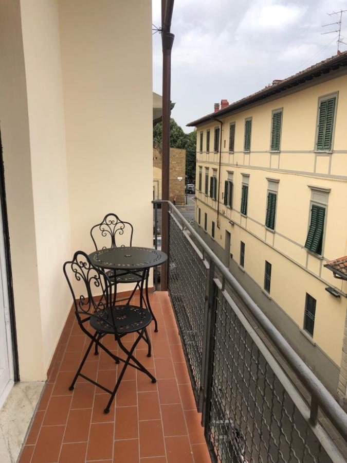 Casagiorgio A Due Passi Dal Centro Storico Appartement Florence Buitenkant foto